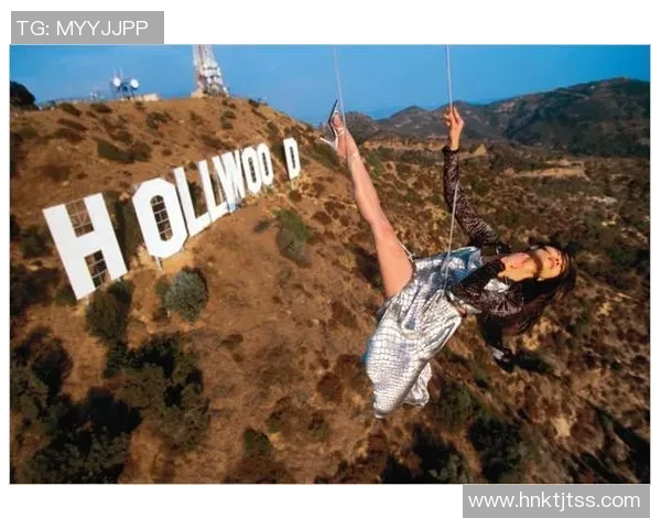 鸳鸯足球鞋背后的传奇球星与其场上精彩表现的故事揭秘